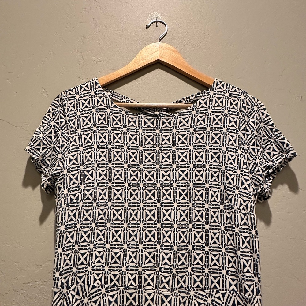 Loft Short Sleeve Stretch Blue White Geometric Skater‎ Dress Sz 6 - Picture 5 of 7